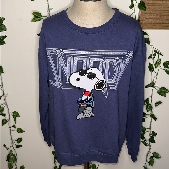 Peanuts Tops - Peanuts Snoopy Rhinestone Crewneck Juniors NWOT